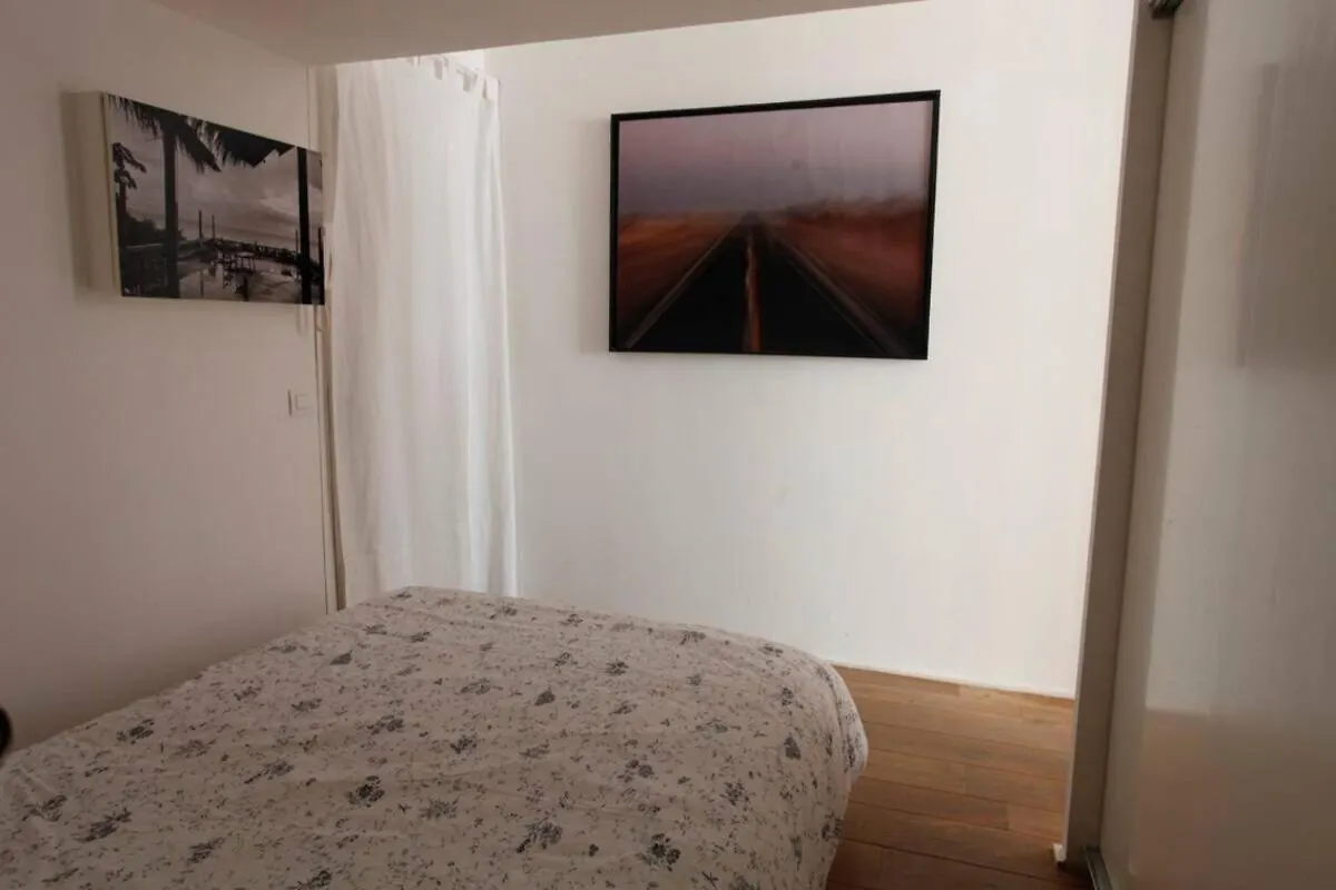 Tres Beau Loft Lumineux En Plein Coeur De Belleville Paris Apartamento